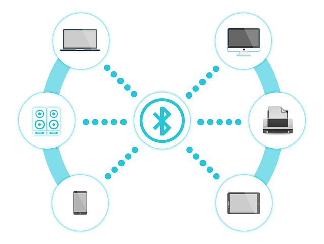 How many devices can Bluetooth connect at the same time?